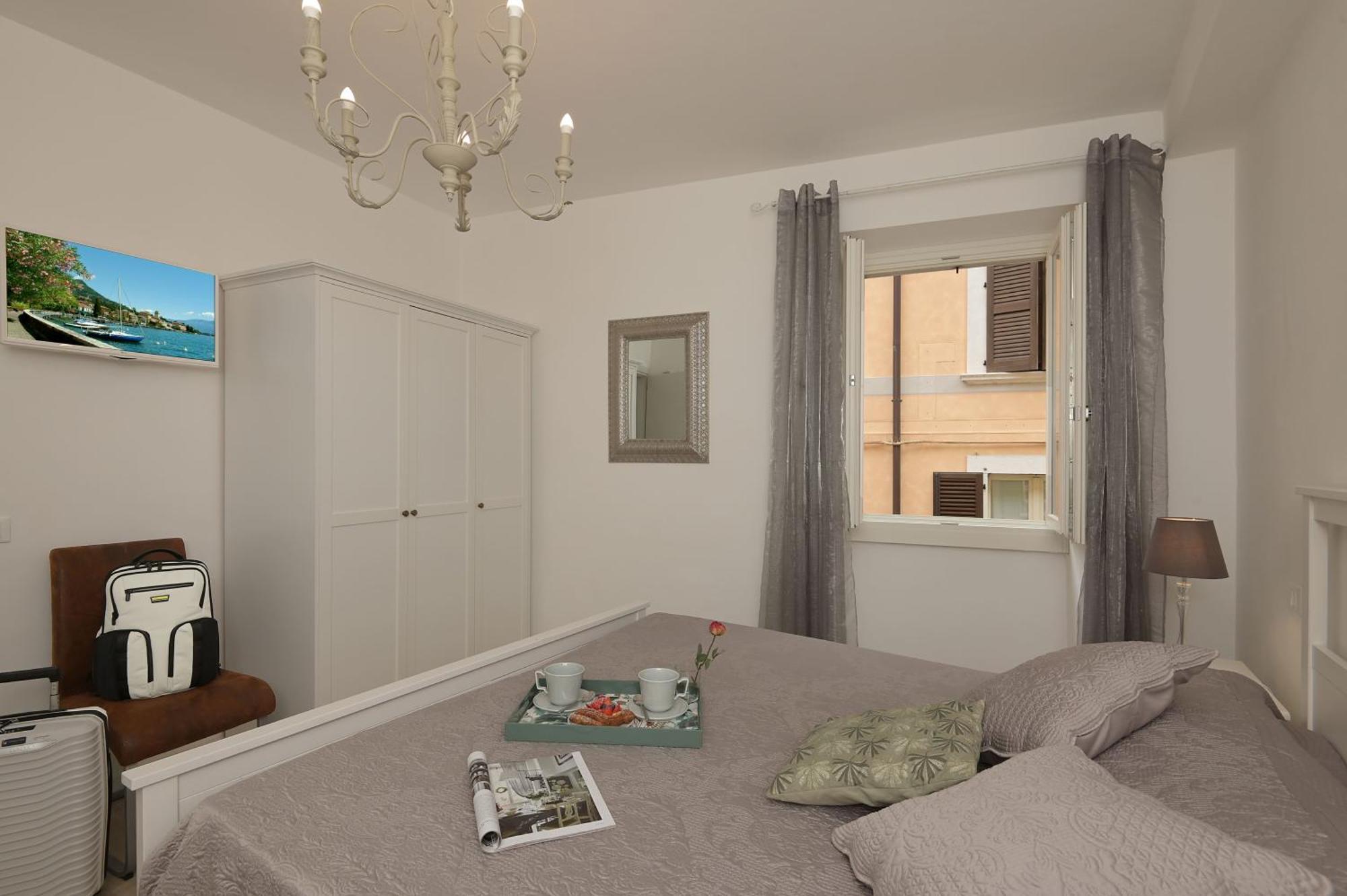 Cavour Apartments Salo Luaran gambar