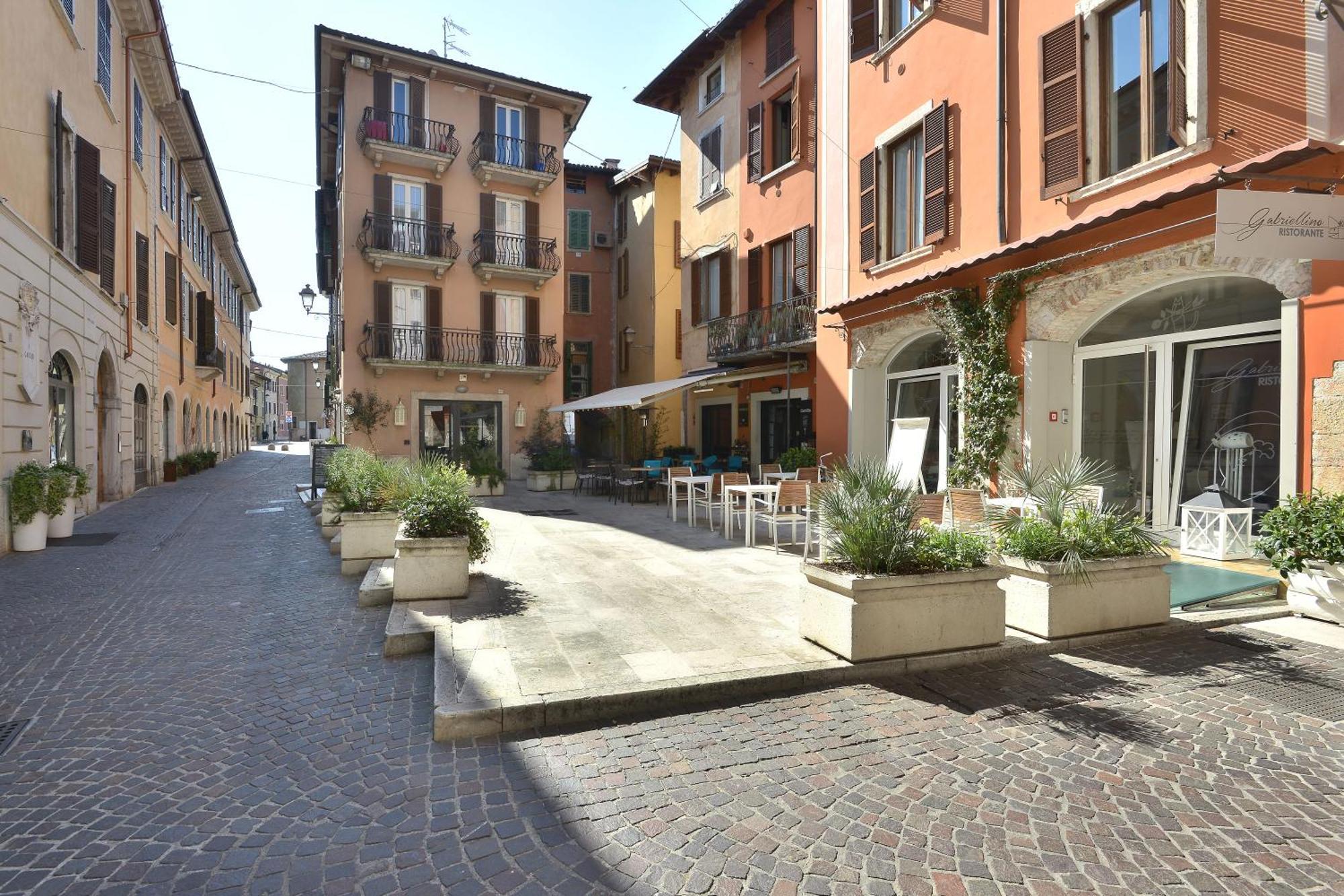 Cavour Apartments Salo Luaran gambar